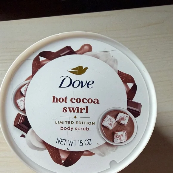 Dove Hot Cocoa Swirl Body Scrub - Brown - Picture 2 of 3